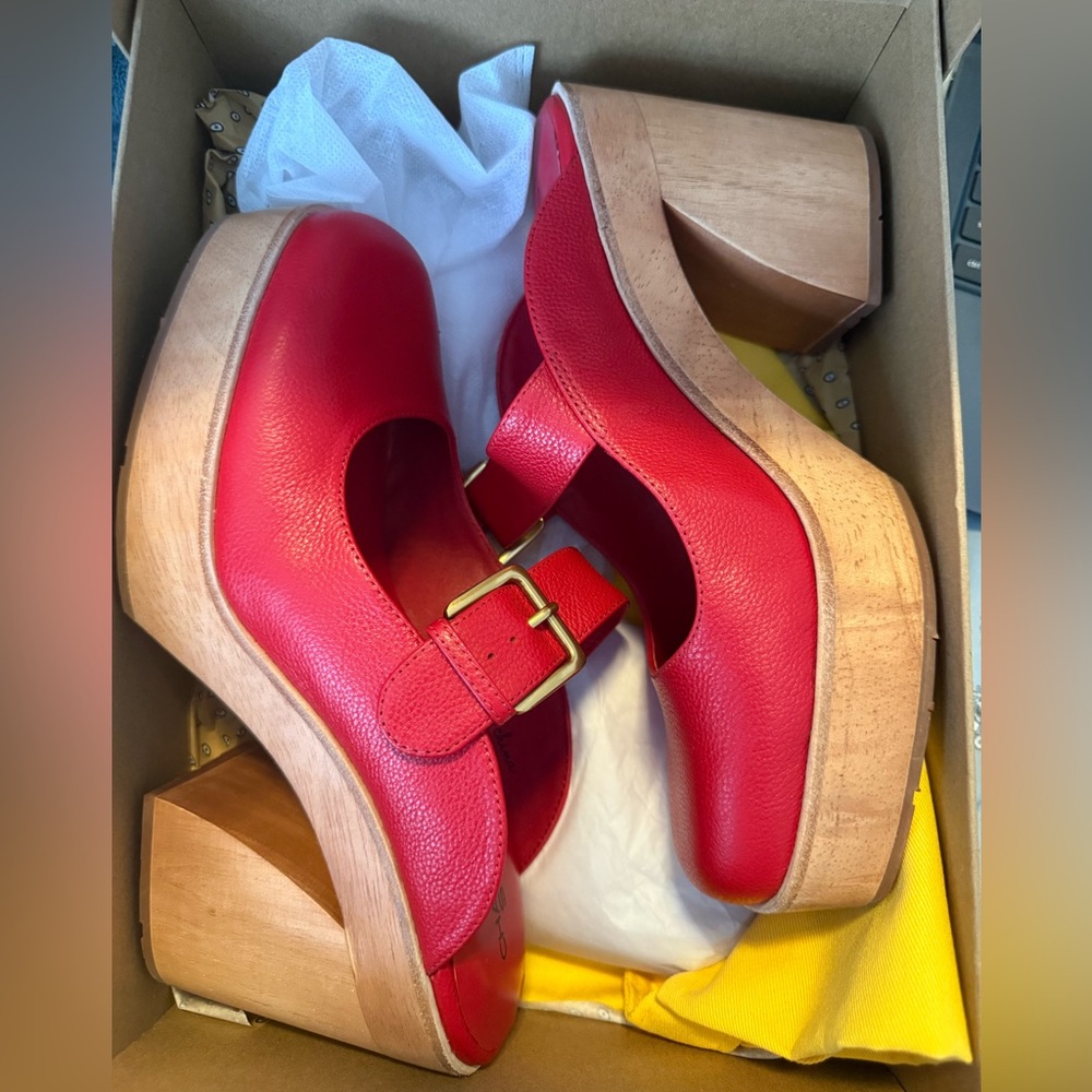 NWT Charlotte Stone Charis Platform Mary Jane Clogs Vamp Red Leather Wood Size 8